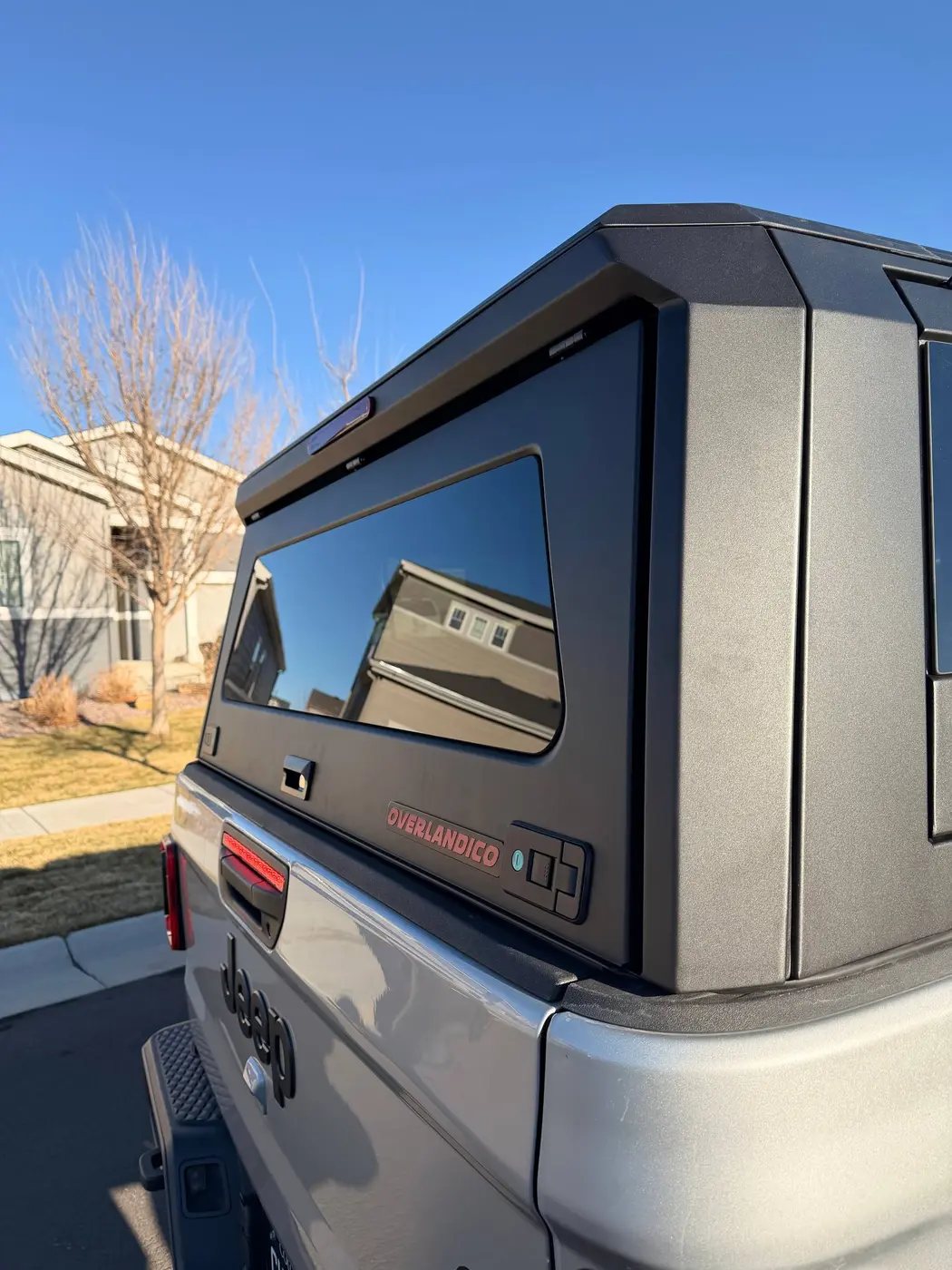 Jeep Gladiator with an Overlandico Panorama topper