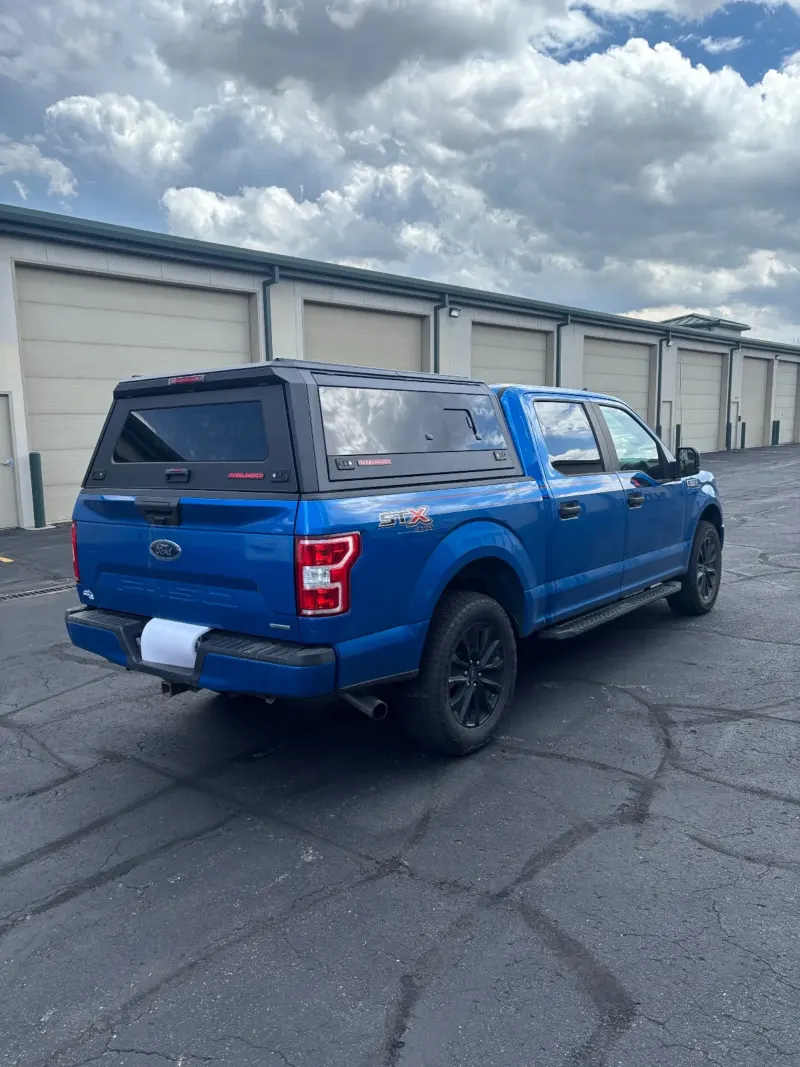 Ford F-150/F-250 with an Overlandico Panorama topper